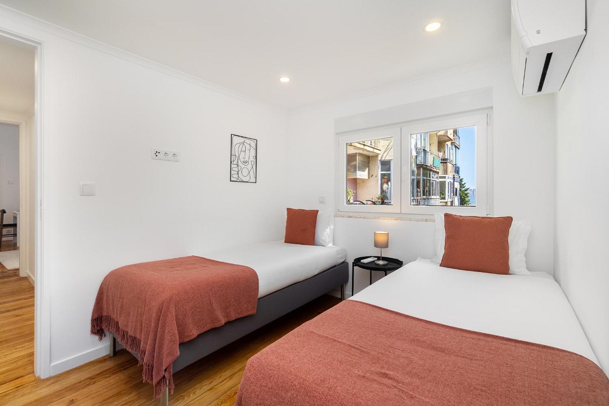 Whome Peaceful Alges Family Home Away From City Noise Εξωτερικό φωτογραφία